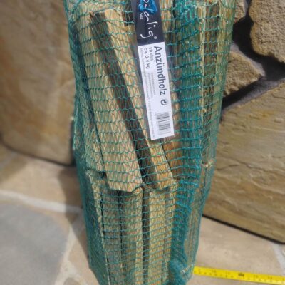 Rozpałka, drewno do grila 4 kg