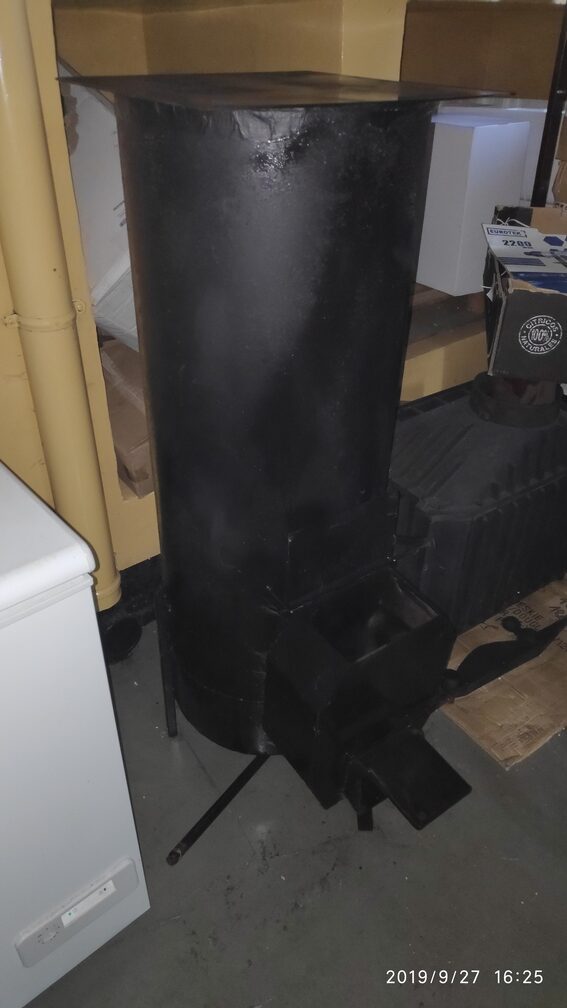 Piec do grzania pomieszczeń - Rycerz -Model04A