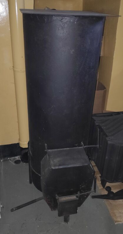 Piec do grzania pomieszczeń - Rycerz -Model04A